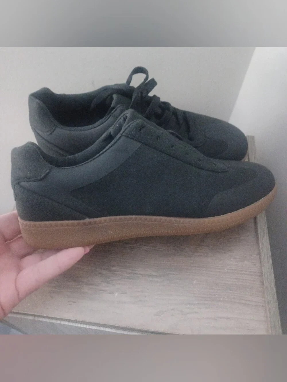 Asos Gum Sole Black Sneakers Men's Sz 7 Wmns Sz 8.5